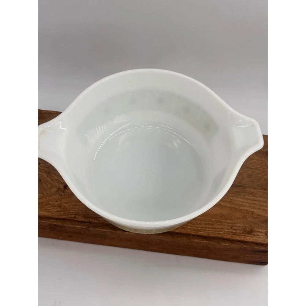 Pyrex Verde Square Flowers 474-B Casserole Dish 1.5 Qt White Milk Glass No Lid